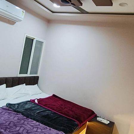 Hotel Rainbow Ujjain Exterior photo