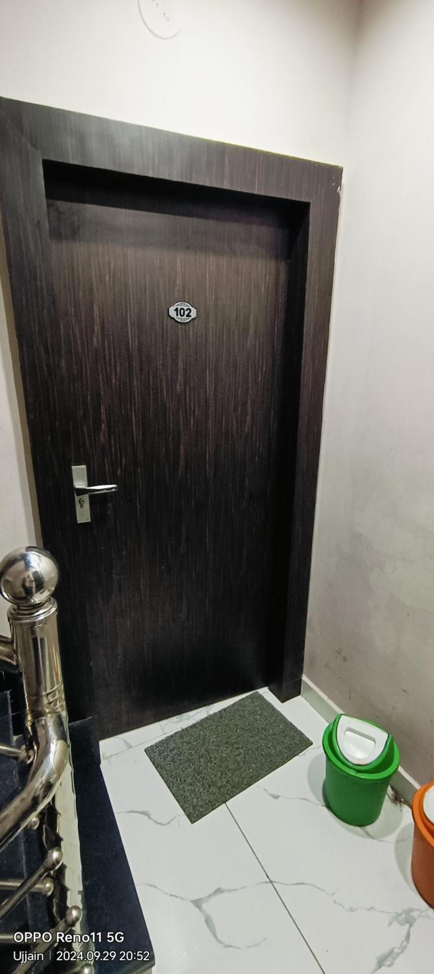 Hotel Rainbow Ujjain Exterior photo